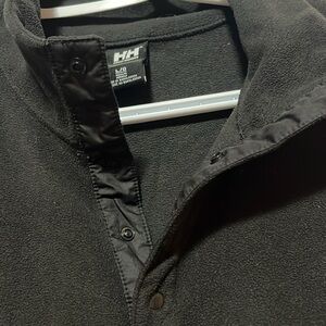 Helly Hansen women’s fleece Black sweater size large Henley style buttons